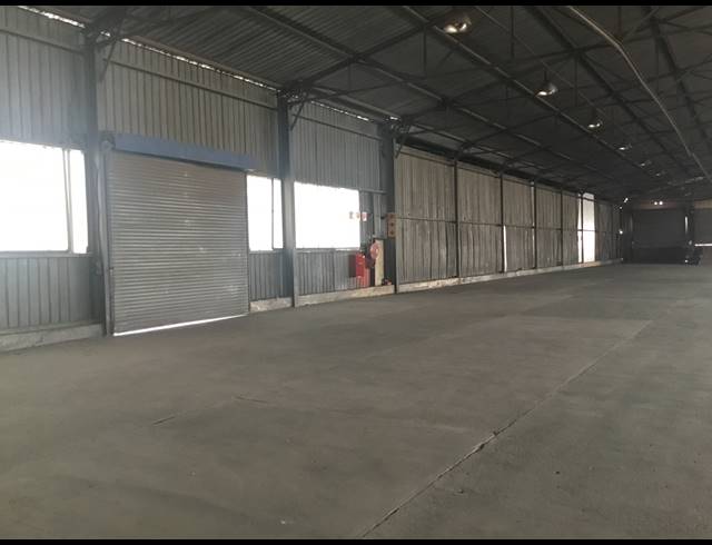 7,595M² WAREHOUSE FOR SALE IN WADEVILLE